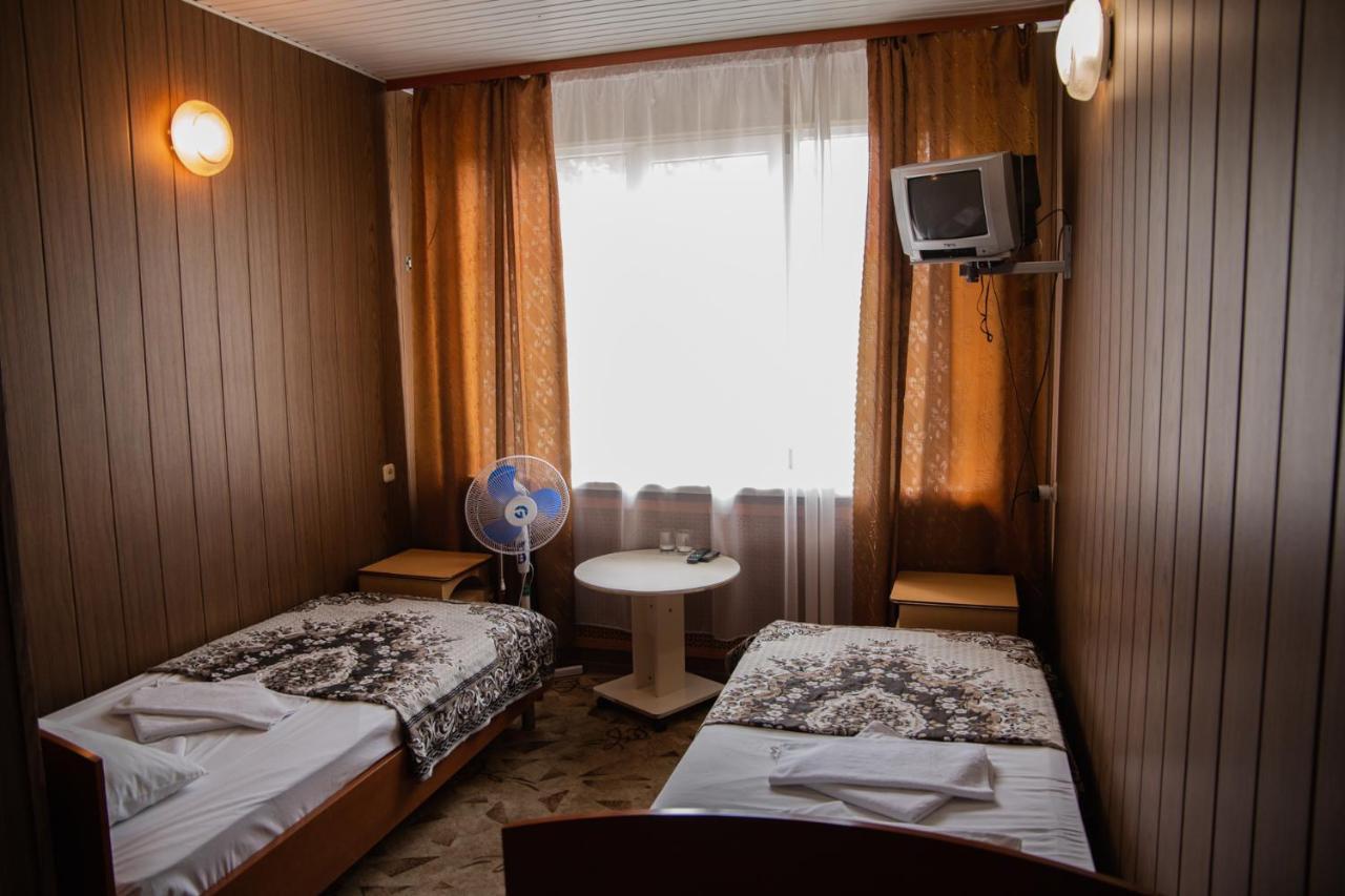 Motel Evrazia-アクサイ エクステリア 写真